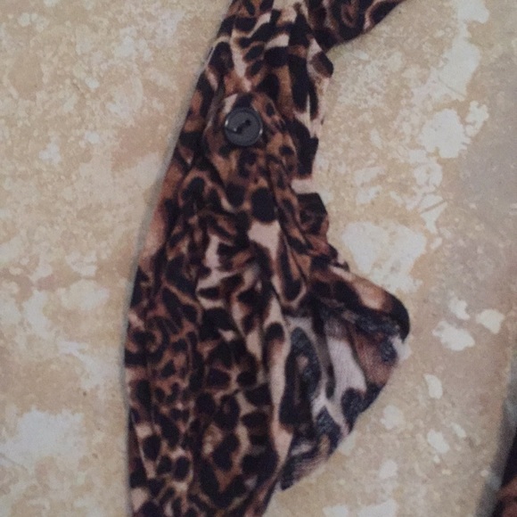 Top - Picture 2 of 3